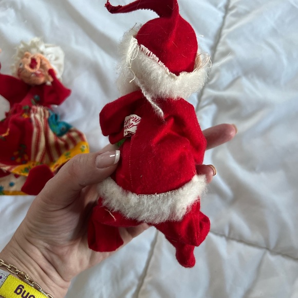 Vintage 1970s Annalee Festive Santa and Mrs Claus Figures - Picture 6 of 6